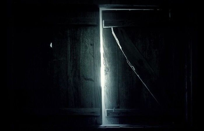 Παράθυρα στο σκοτάδι-ΗΛΙΑΣ Δ.ΠΑΠΑΚΩΝΣΤΑΝΤΙΝΟΥ