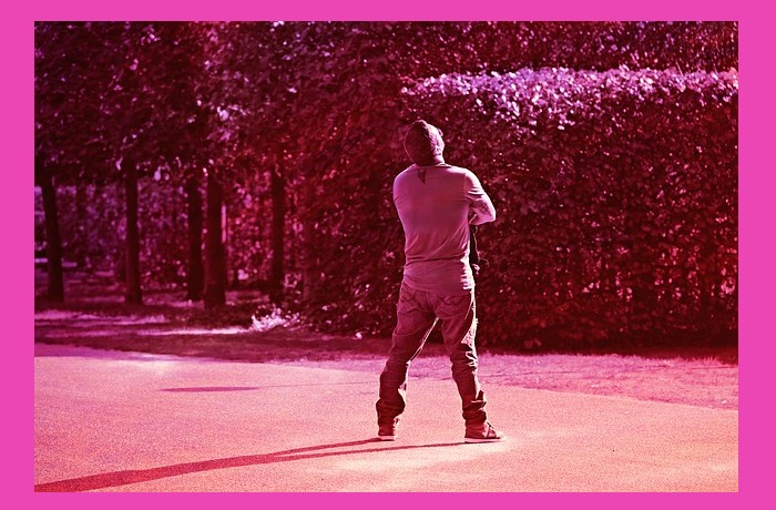 Κυριακή-ΝΑΖΙΜ ΧΙΚΜΕΤ