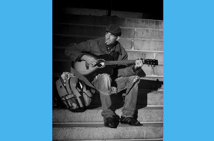 Στην Ερμού...- ΖΩΗ ΓΚΑΪΔΑΤΖΗ