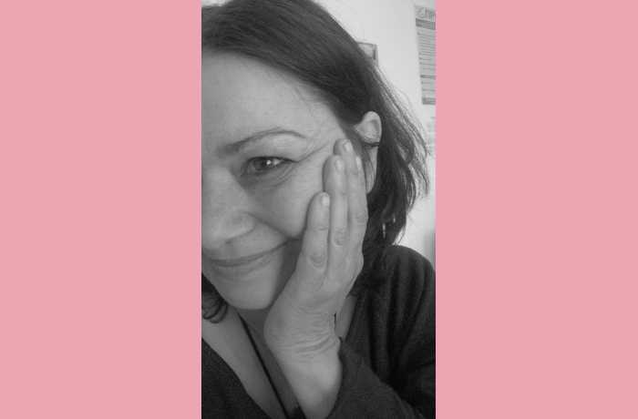 Δέκα ποιήματα της Ζωής Γκαϊδατζή