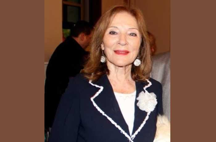 Δέκα ποιήματα της Πόπης Μπαλαμώτη -Σπιτά