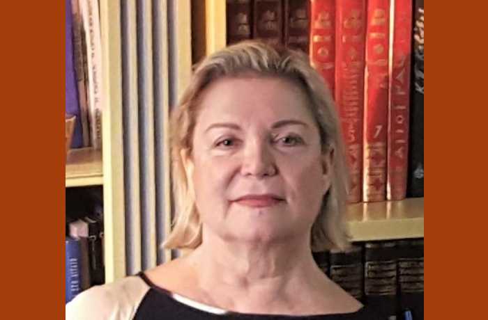 Δέκα ποιήματα της Αργυρώς Αγγελίνας-Ζωγράφου