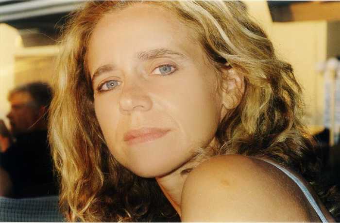 Δεκαπέντε ποιήματα της Ειρήνης Μπόμπολη