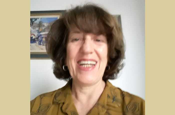 Δέκα ποιήματα της Πόλας Βακιρλή