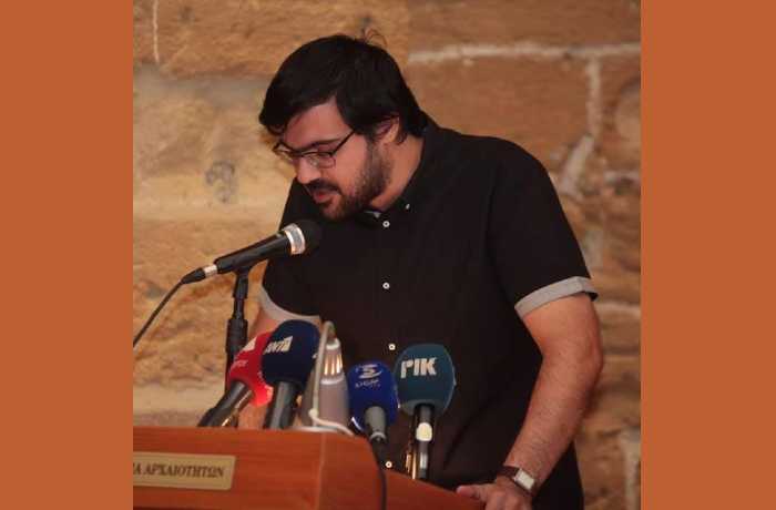 Δέκα ποιήματα του Ανδρέα Αντωνίου