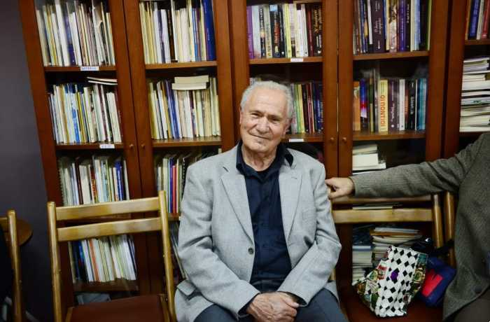 Οκτώ ποιήματα του Μάνου Μελισσουργάκη