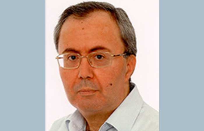Δέκα ποιήματα του Νίκου Πουλινάκη