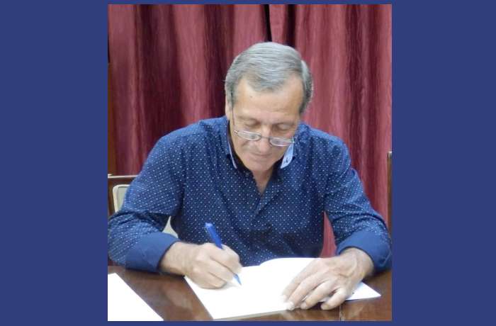 Δέκα ποιήματα του Γιάννη Φιλιππάκη