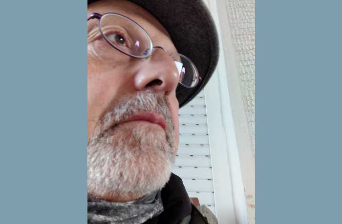 Δεκαοχτώ χαϊκού-ΜΑΝΟΣ ΜΑΥΡΟΜΟΥΣΤΑΚΑΚΗΣ