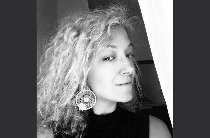 Δέκα ποιήματα της Παρασκευής Παπία