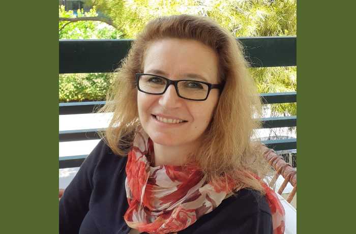 Δώδεκα χαϊκού-ΦΩΤΕΙΝΗ ΑΖΑΜΟΠΟΥΛΟΥ