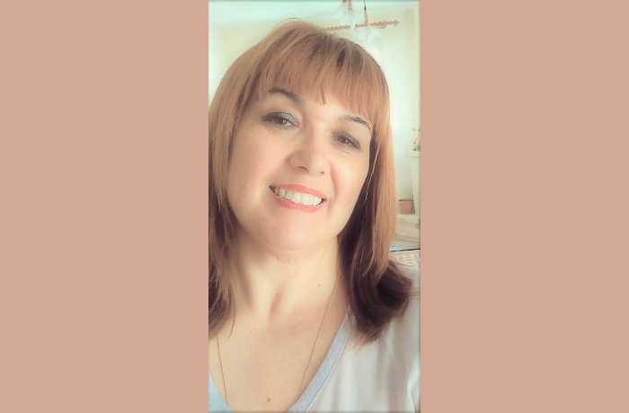 Δέκα ποιήματα της Λίνας Βαταντζή