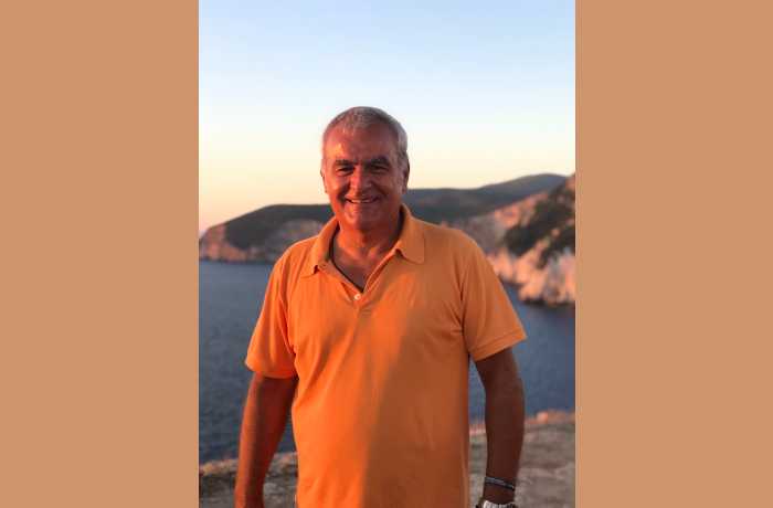 Δέκα ποιήματα του Γρηγόρη Σκιαδά