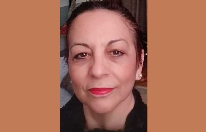 Φωτεινή  Ψιρολιόλιου: "Το ποίημα είναι το πιο μικρό κι ευέλικτο ‘όχημα’ που μπορεί να σε παρασύρει"! 