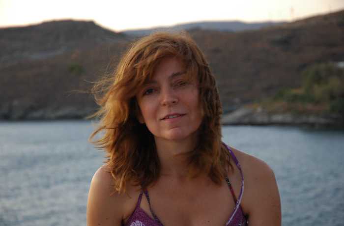 Δέκα ποιήματα της Λένας Σαμαρά