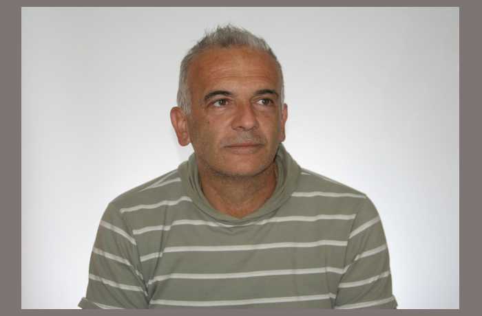 Δέκα ποιήματα του Γιάννη Τόλια