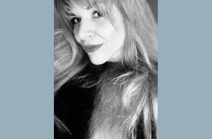 Πέντε ποιήματα από τη Λίλλυ Ιουνίου