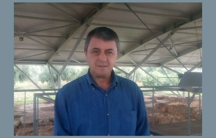 Δέκα ποιήματα του Γιάννη Ανδρουλιδάκη