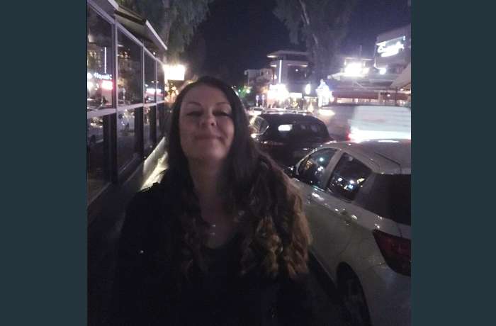 Δέκα ποιήματα της Αναστασίας Βηθλεέμ Ζουγγού