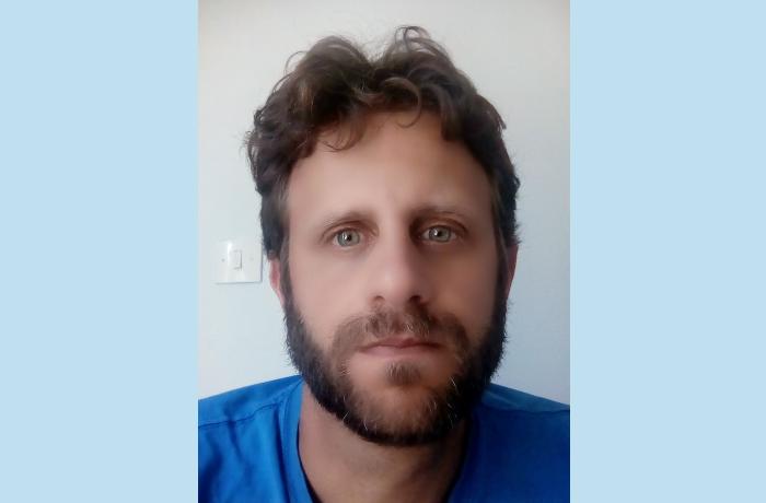 Δέκα ποιήματα του Γιώργου Σκούρτη