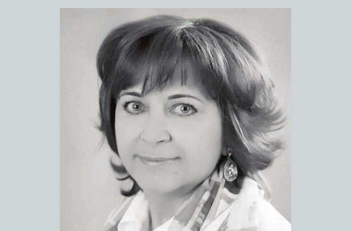 Δέκα ποιήματα της Χρυσούλας Αλεξάνδρου