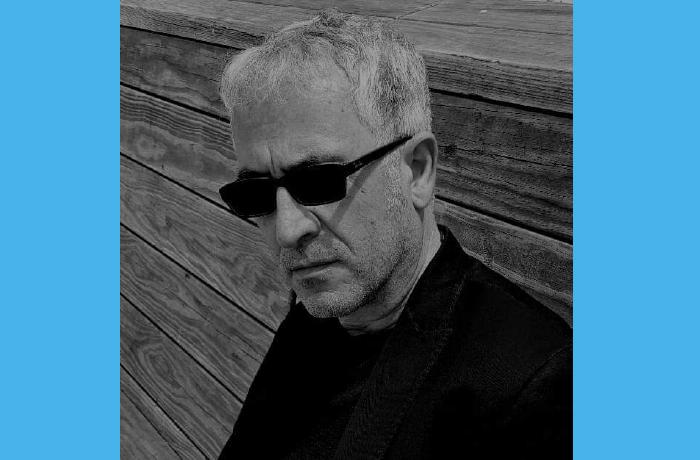 Δέκα ποιήματα του Πόλυ Κυριάκου