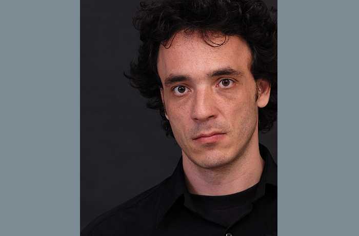 Δέκα ποιήματα του Δημήτρη Λεοντζάκου