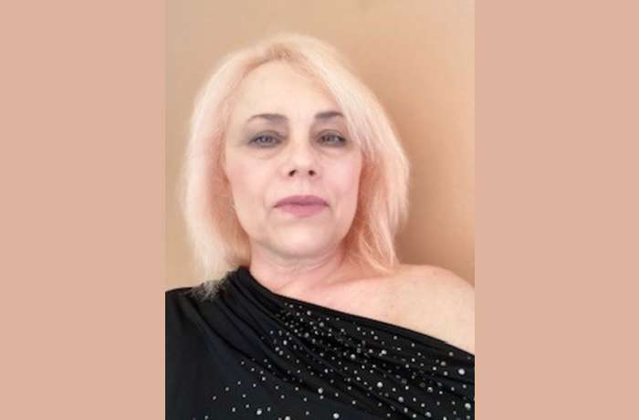 "Σε πρώτη φάση γράφω για εμένα!"-Συνέντευξη με την ποιήτρια Γκέλη Ντηλιά