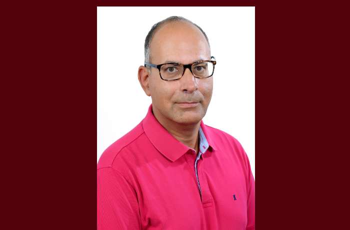 Δέκα ποιήματα του Νίκου Παπάνα