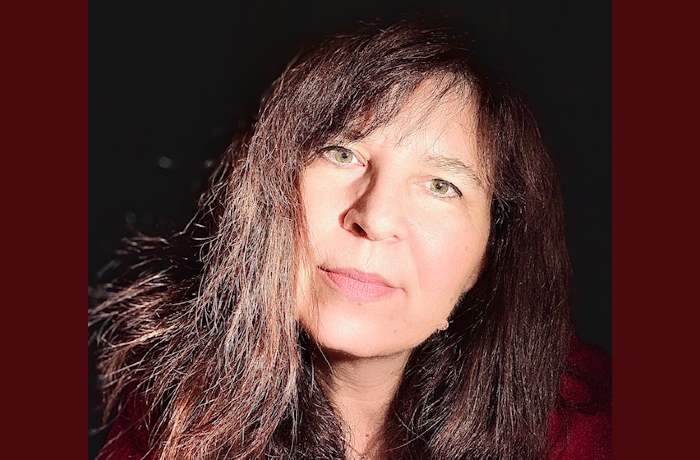 Δέκα ποιήματα της Κωνσταντίνας Σώζου-Κύρκου