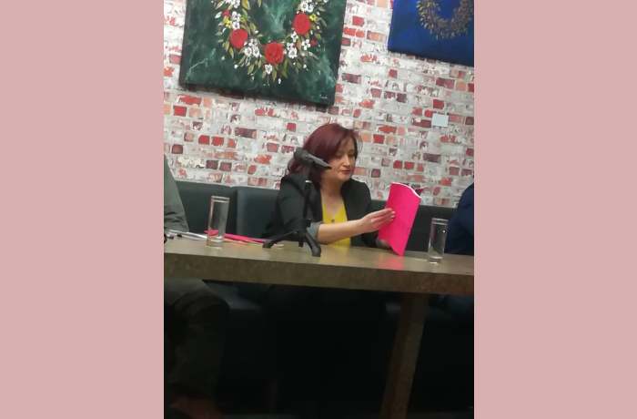 Δέκα ποιήματα της Ελένης Χαϊμάνη