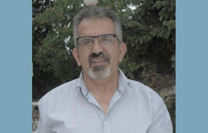 Δώδεκα ποιήματα του Κώστα Τσιαλαφούτα