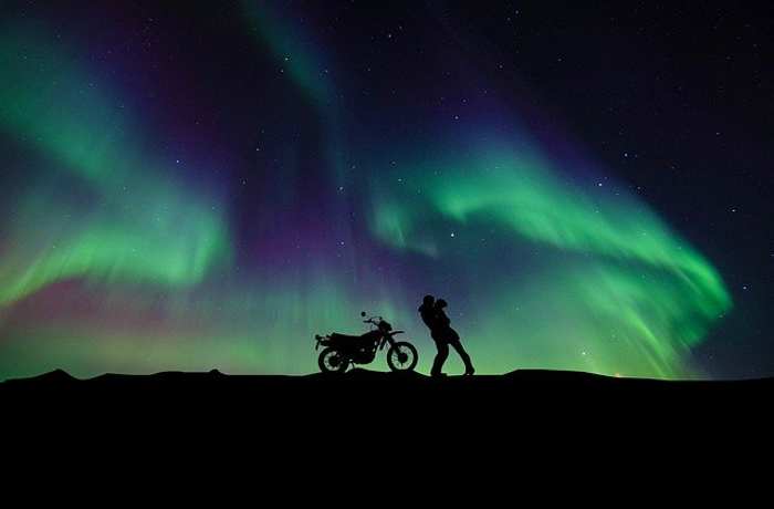 Εννέα χαϊκού για τον έρωτα-ΧΡΙΣΤΟΣ Ρ.ΤΣΙΑΗΛΗΣ