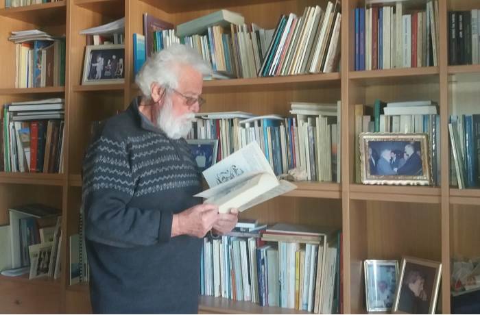 Δέκα ποιήματα του Βαγγέλη Θ. Κακατσάκη