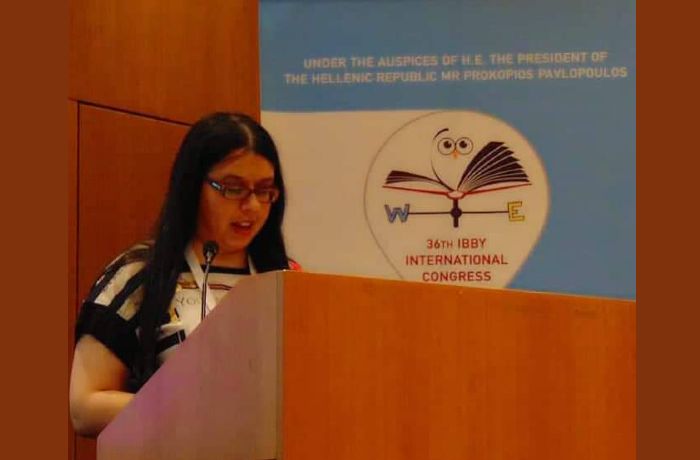 Δέκα ποιήματα της Μένης Πουρνή