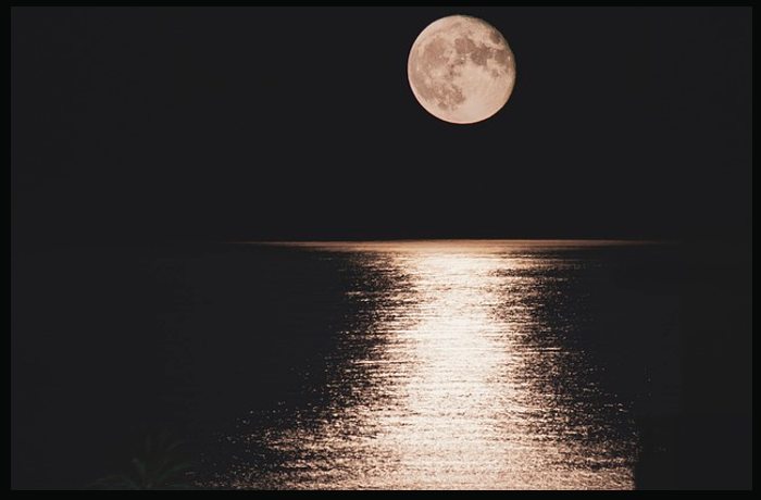 Νύχτα-ΟΥΟΛΕ ΣΟΓΙΝΚΑ