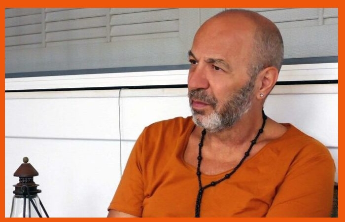 Τέσσερα τραγούδια του Τάκη Μπουγά