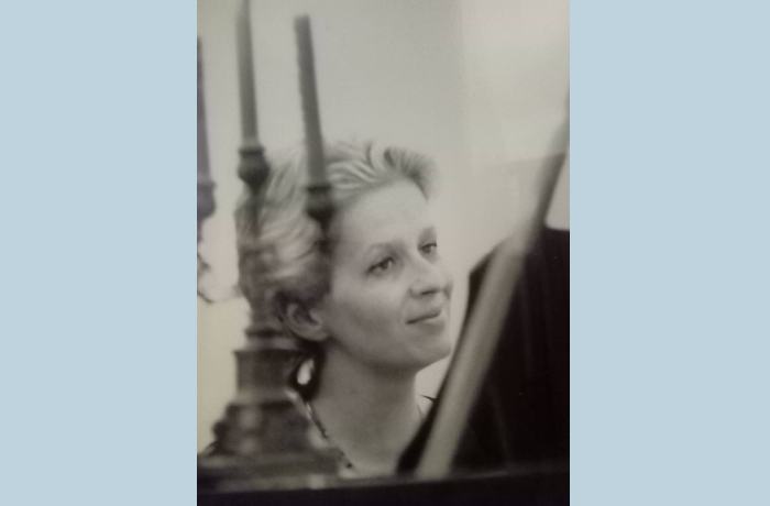 Δεκαπέντε ποιήματα της Κούλης Τσολοδήμου