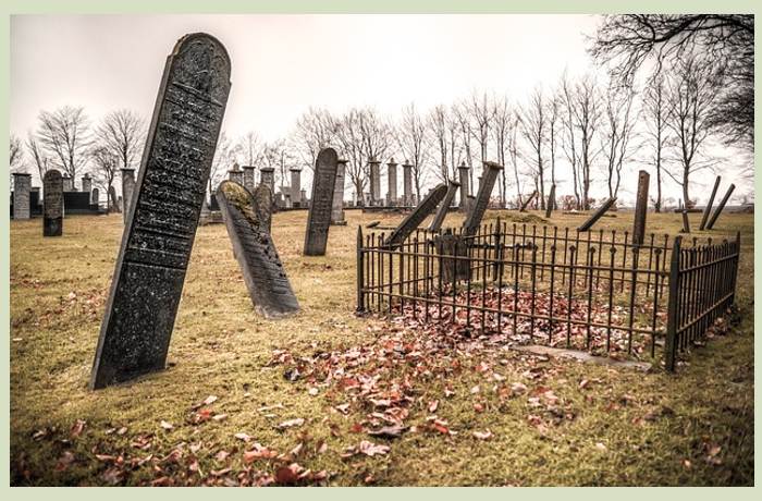 Η ταφή του νεκρού (Η Έρημη Χώρα)-ΤΟΜΑΣ ΕΛΙΟΤ