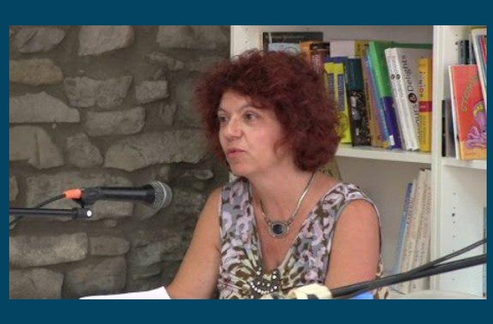 Δεκαέξι ποιήματα της Ευσταθίας Τσιγκάνου