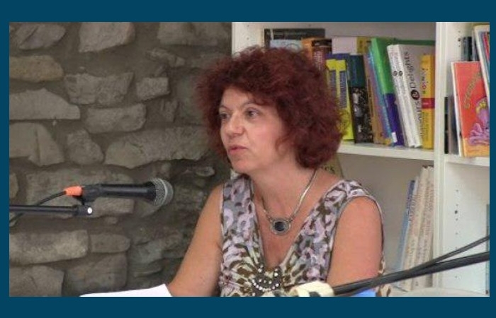 Δεκαέξι ποιήματα της Ευσταθίας Τσιγκάνου
