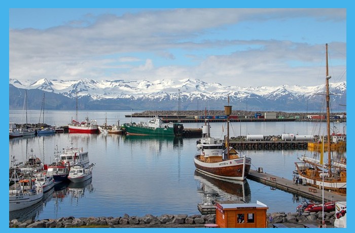 Ένα λιμάνι-ΜΑΡΙΑ ΚΑΝΔΕΡΑΚΗ