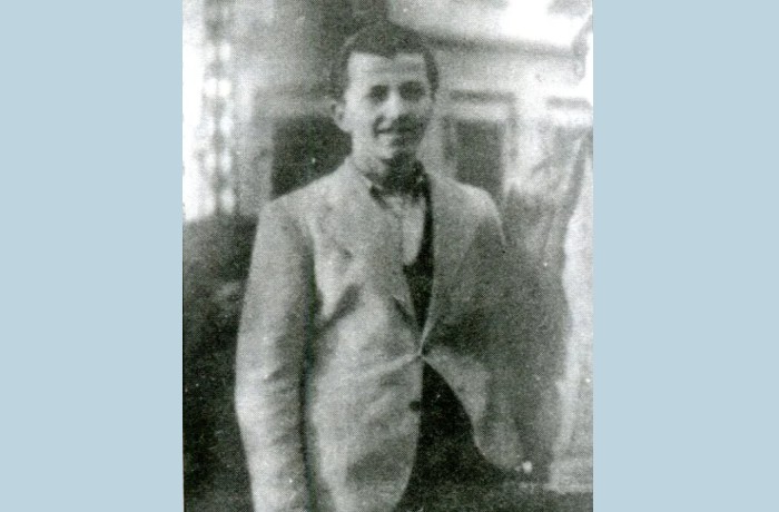Εκείνος-ΤΕΟΣ ΣΑΛΑΠΑΣΙΔΗΣ