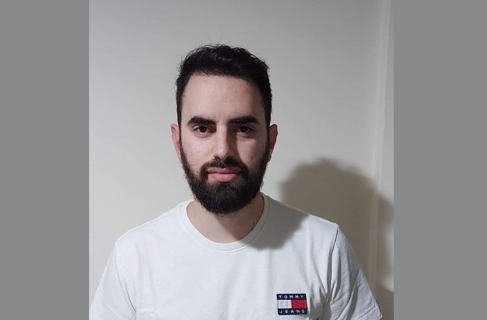 Δεκαπέντε ποιήματα του Γιώργου Μπακλάκου