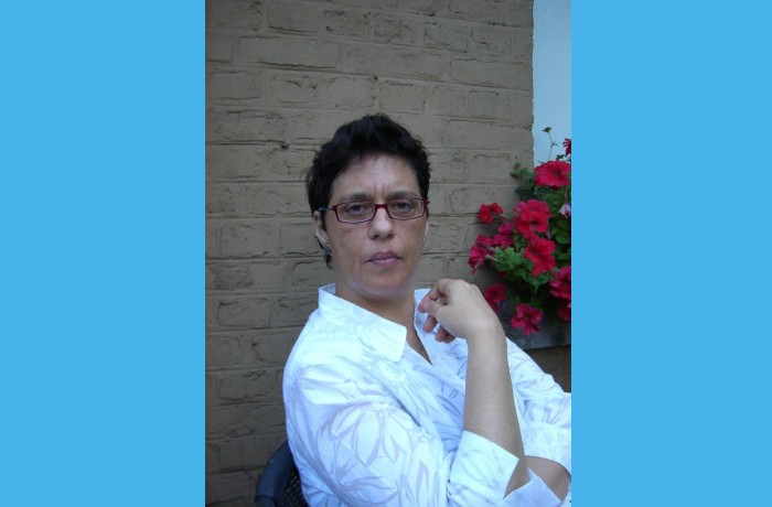 "Το ζητούμενο είναι να προσεγγίζουμε τη συγγραφή με σοβαρότητα!" - Συνέντευξη με την ποιήτρια Χρύσα Ευστ.Αλεξοπούλου