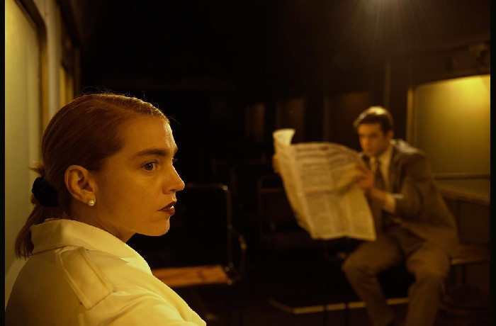 Λαχτάρα για κεράσια - Μιούζικαλ «τσέπης»- Η εξαιρετική παράσταση-αφιέρωμα στα 25 χρόνια  της Αμαξοστοιχίας-Θεάτρου το Τρένο στο Ρουφ