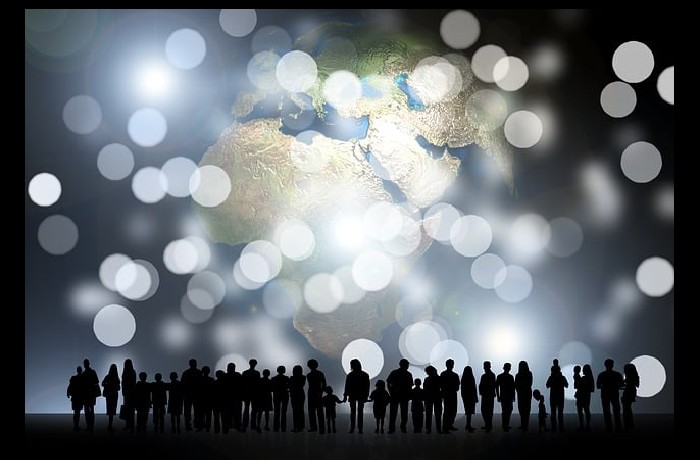 Ο κόσμος είναι ωραίο μέρος για να γεννηθείτε -ΛΟΡΕΝΣ ΦΕΡΛΙΝΓΚΕΤΙ