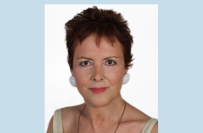 "Στη γραφή με έσπρωξε μια ανίκητη εσωτερική ανάγκη!"- Συνέντευξη με τη λογοτέχνιδα Βασιλική Πιτούλη