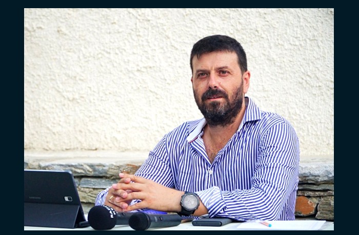 Δέκα ποιήματα του Νίκου Καψιάνη