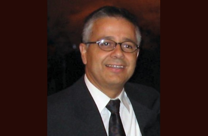 "Εύχομαι να συνεχίσω να γράφω, αφήνοντας μια πνευματική παρακαταθήκη για τα παιδιά μου!" - Συνέντευξη με τον λογοτέχνη Τάκη Τάγκαλο